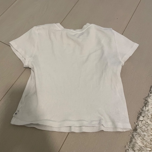 Aritzia TNA Ribbed Waist T-shirt Size Small - Picture 2 of 2